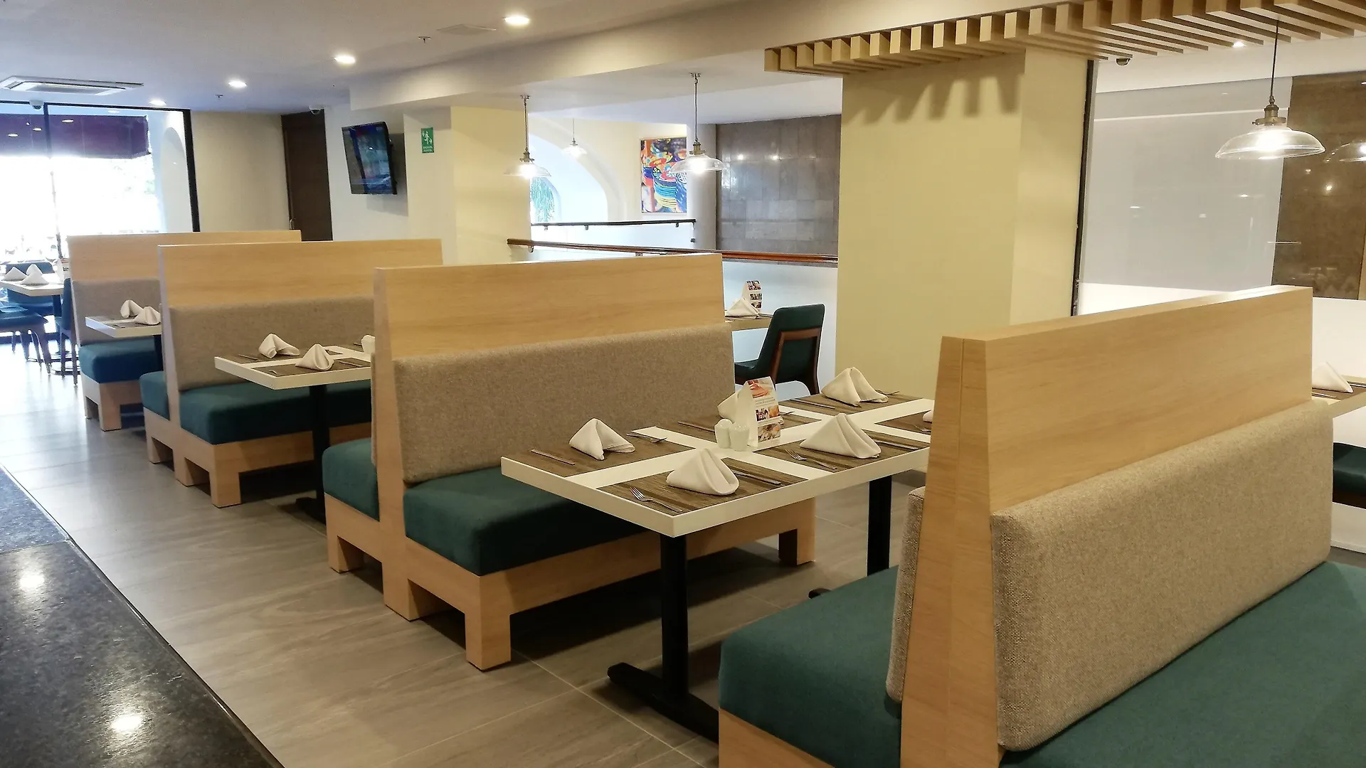 历史中心假日套房酒店 瓜达拉哈拉